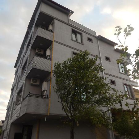 My House Hotel Batumi Eksteriør billede