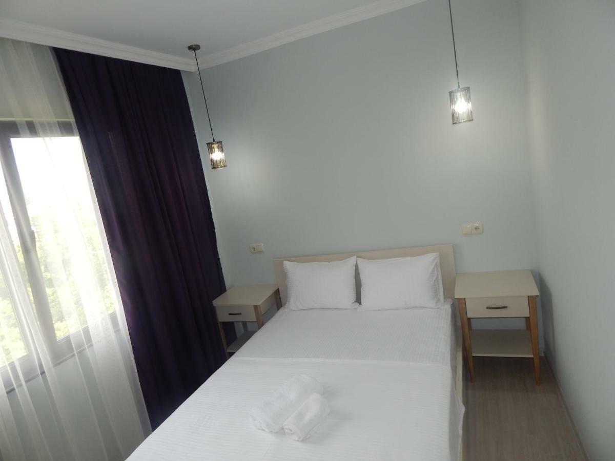 My House Hotel Batumi Eksteriør billede