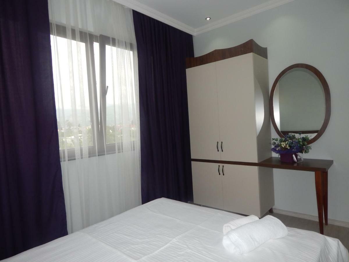 My House Hotel Batumi Eksteriør billede