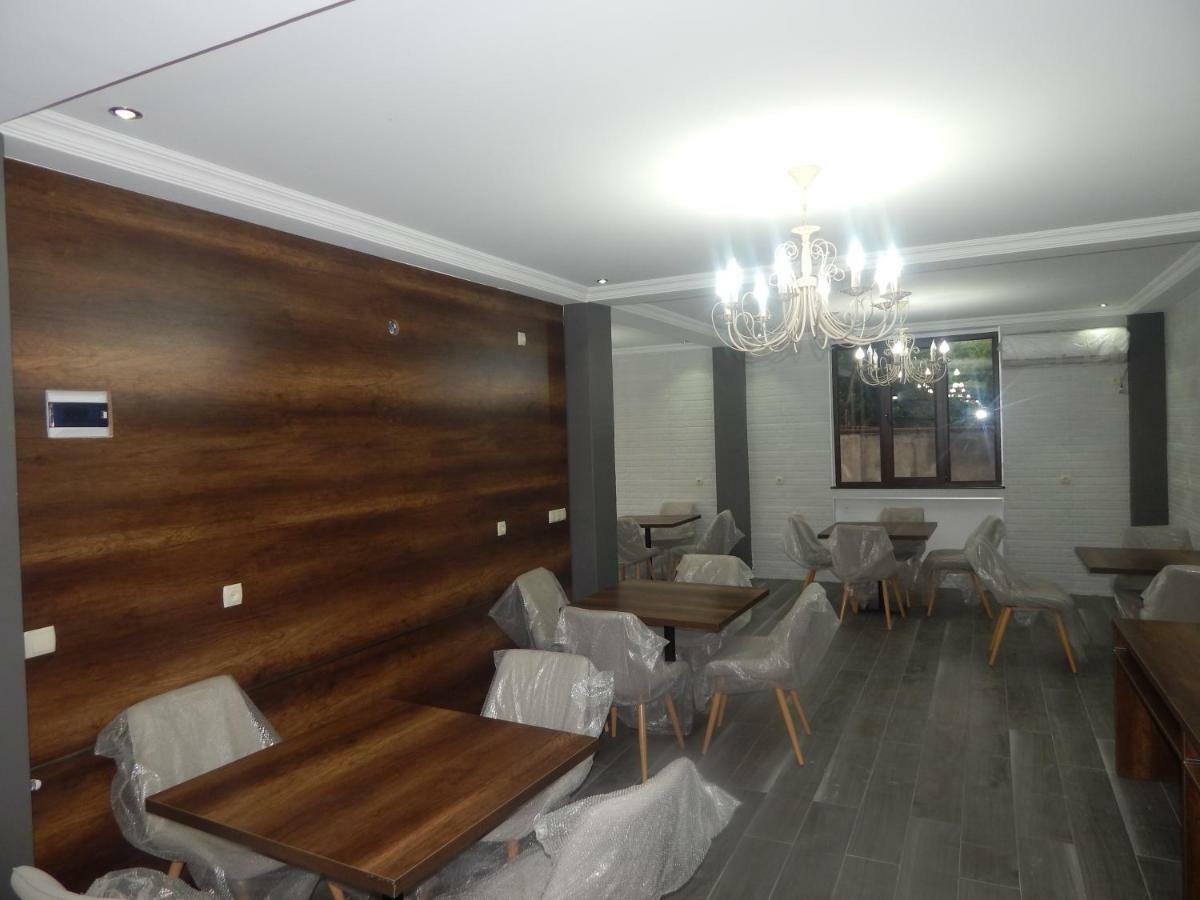 My House Hotel Batumi Eksteriør billede