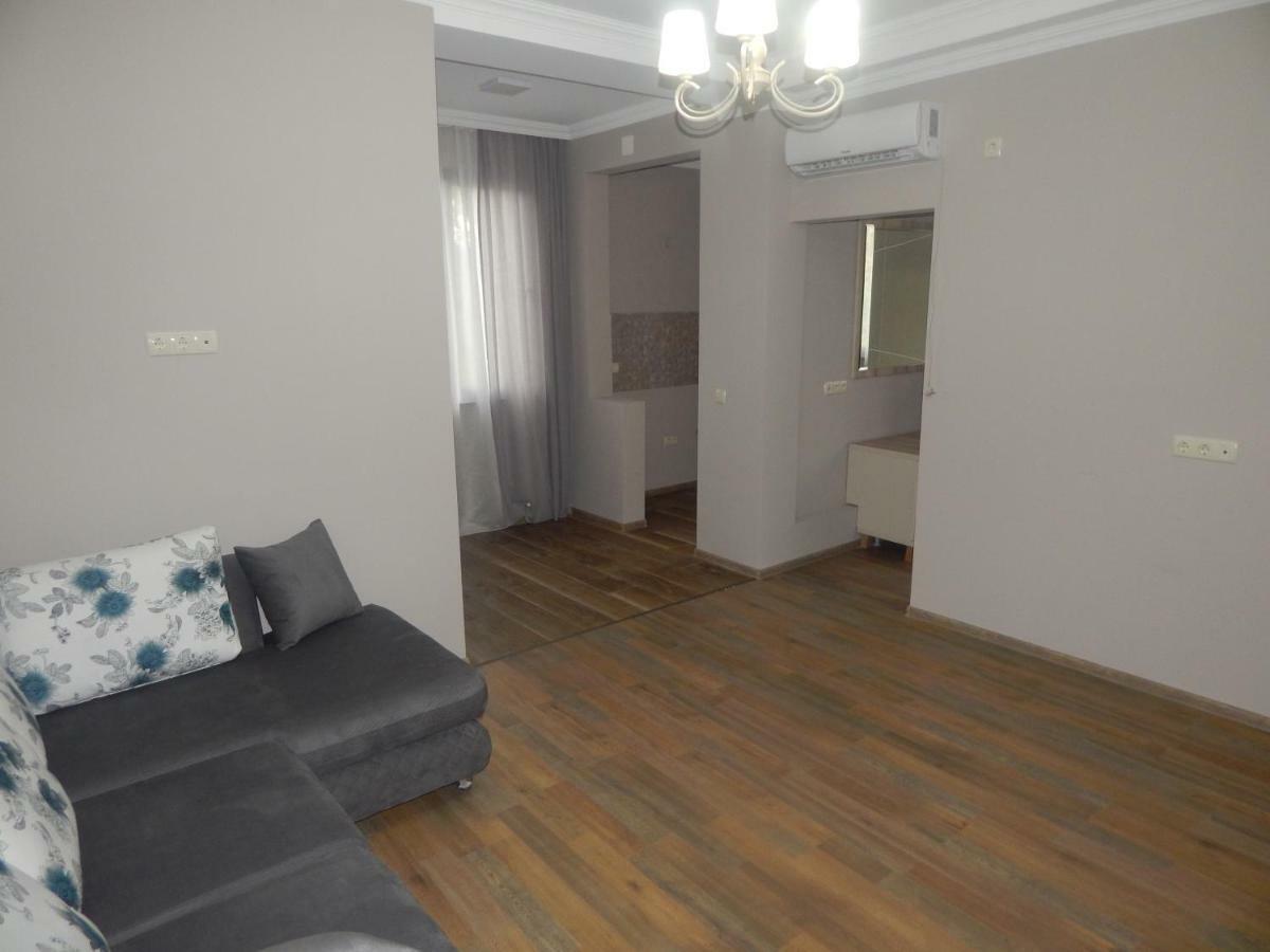 My House Hotel Batumi Eksteriør billede