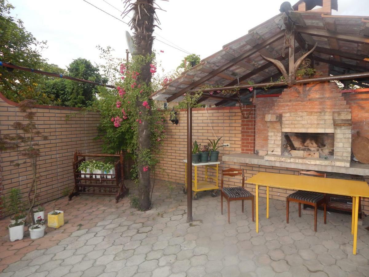 My House Hotel Batumi Eksteriør billede