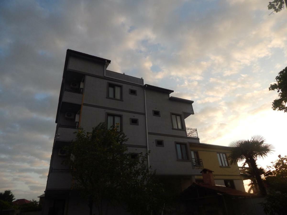 My House Hotel Batumi Eksteriør billede